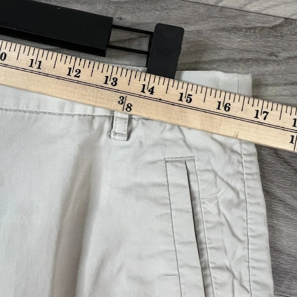 J.Crew Chino‎ Shorts Mens 32 Beige Khaki Stretch Flat Front Pockets Zip Casual